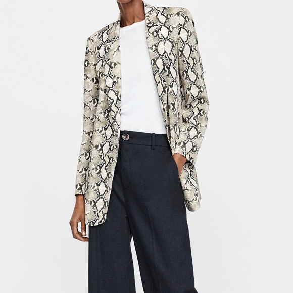 Z A R A Snakeskin Print One Button Blazer - Picture 2 of 6